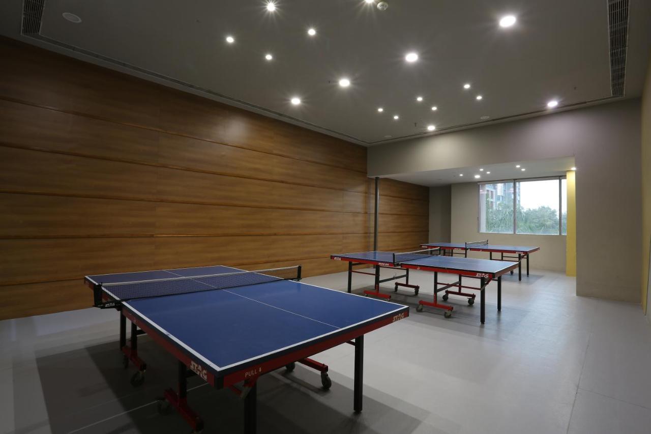 Ymca International Centre Hotel Ahmedabad Buitenkant foto